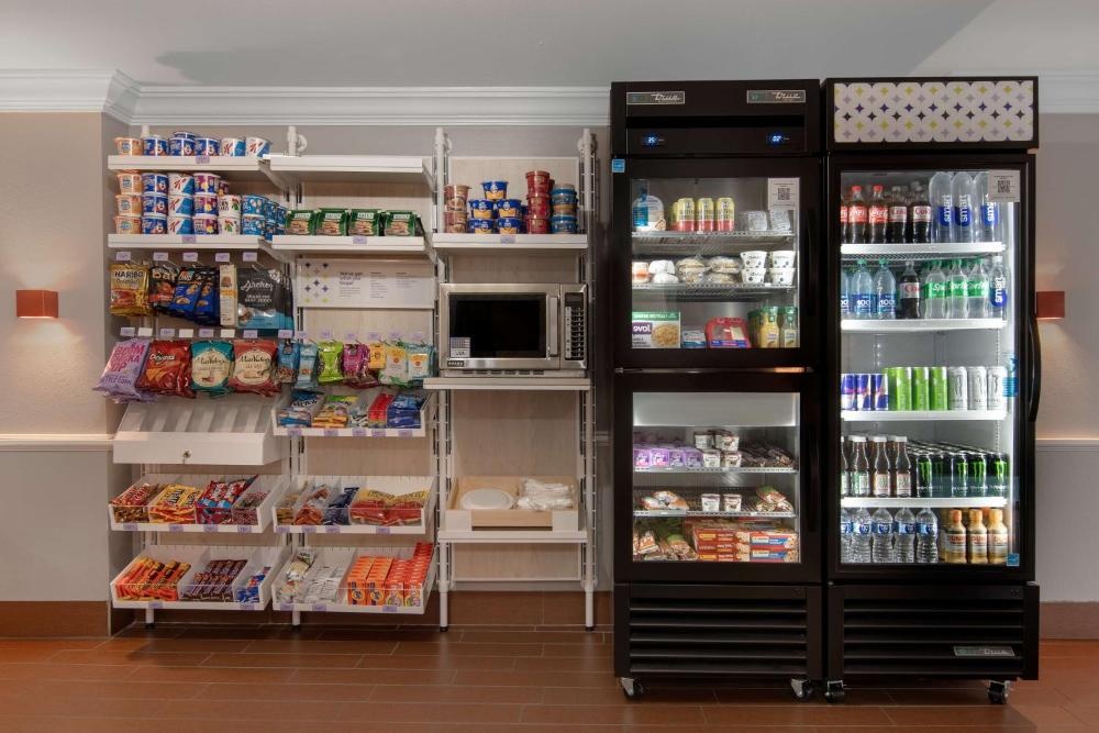 Sleep Inn & Suites East Chase