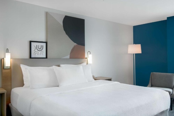 Sleep Inn & Suites East Chase image 15