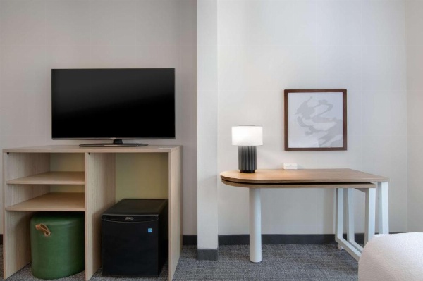 Sleep Inn & Suites East Chase image 16