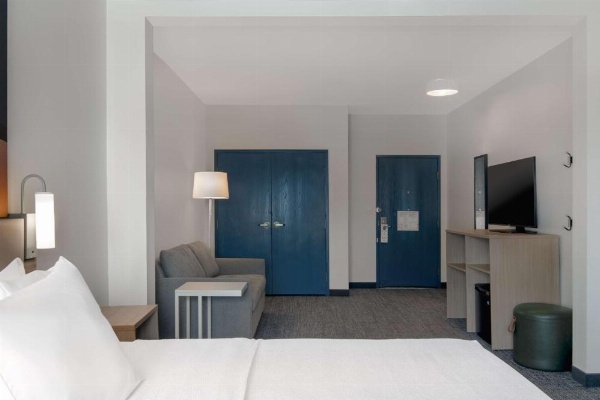 Sleep Inn & Suites East Chase image 24